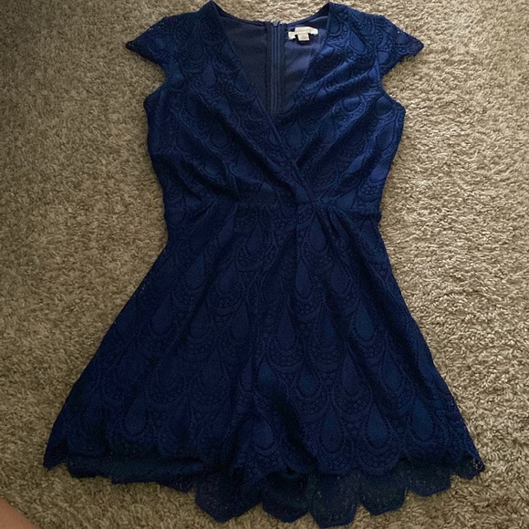 Francesca's Collections Navy Blue Ruffled Romper XS - Picture 1 of 10